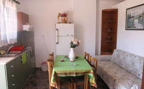 Yannis Pothoulakis Apartments Almirida Exteriér fotografie